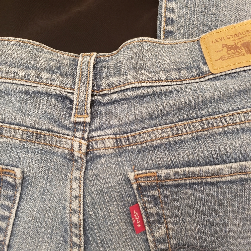 Levis | Perfectly Slimming 512 - Picture 7 of 10